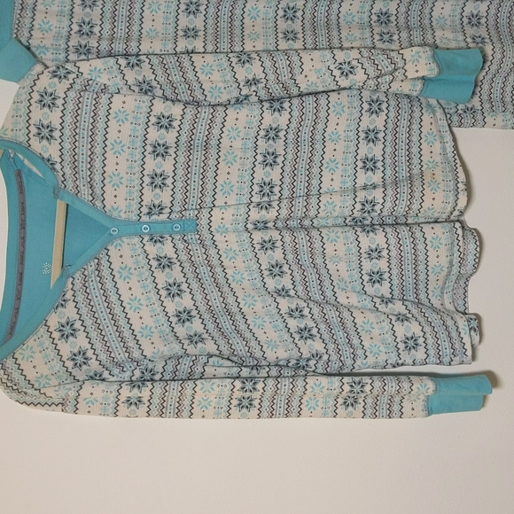 ✔️Betsey Johnson XL Warm Blue Snowflake Pajama Set - Picture 2 of 10